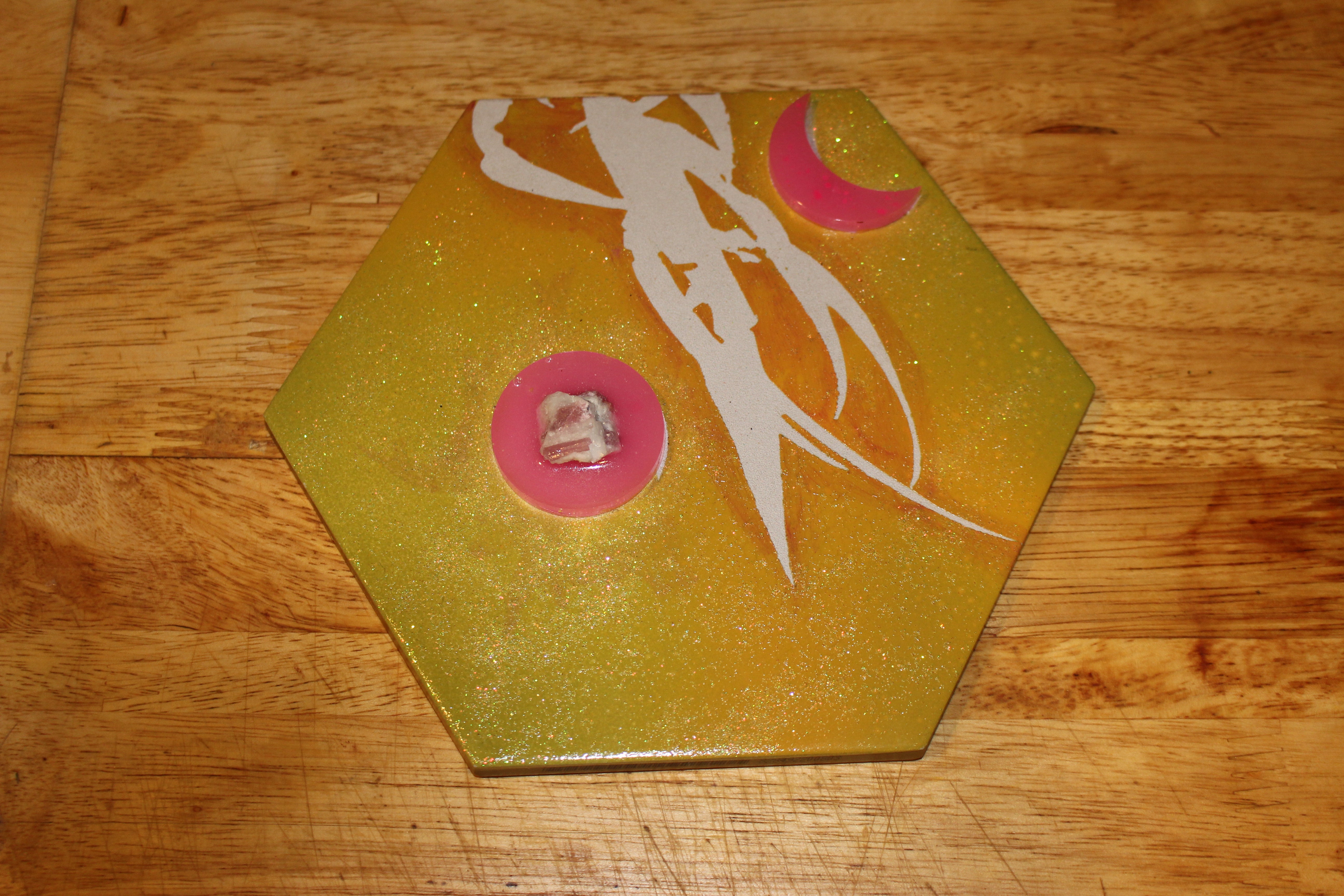 Glow Willow Tile - Pink tourmaline in Topaz - Moon