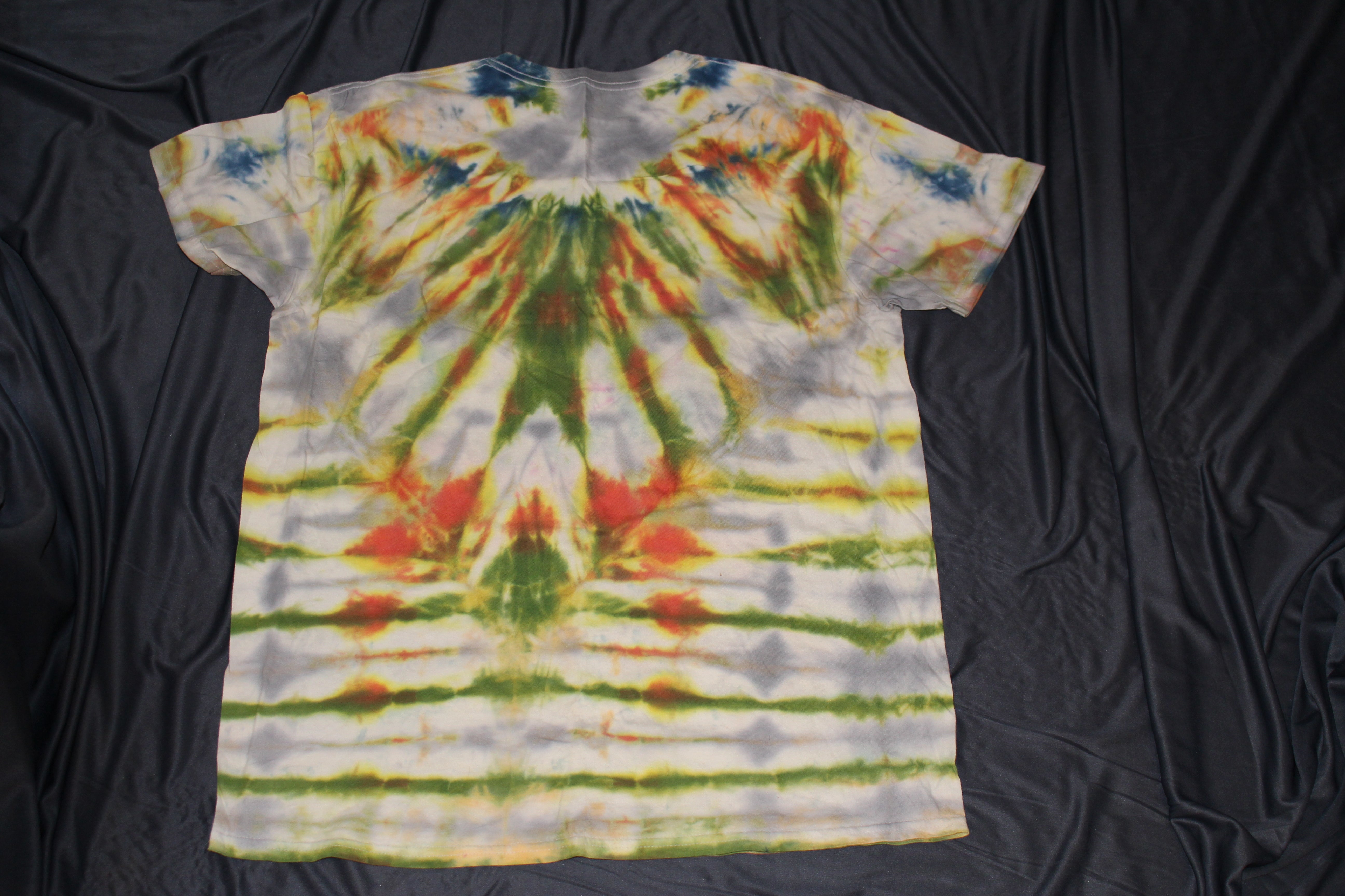 Tie Dye 23 - Men's Large Short Sleeve