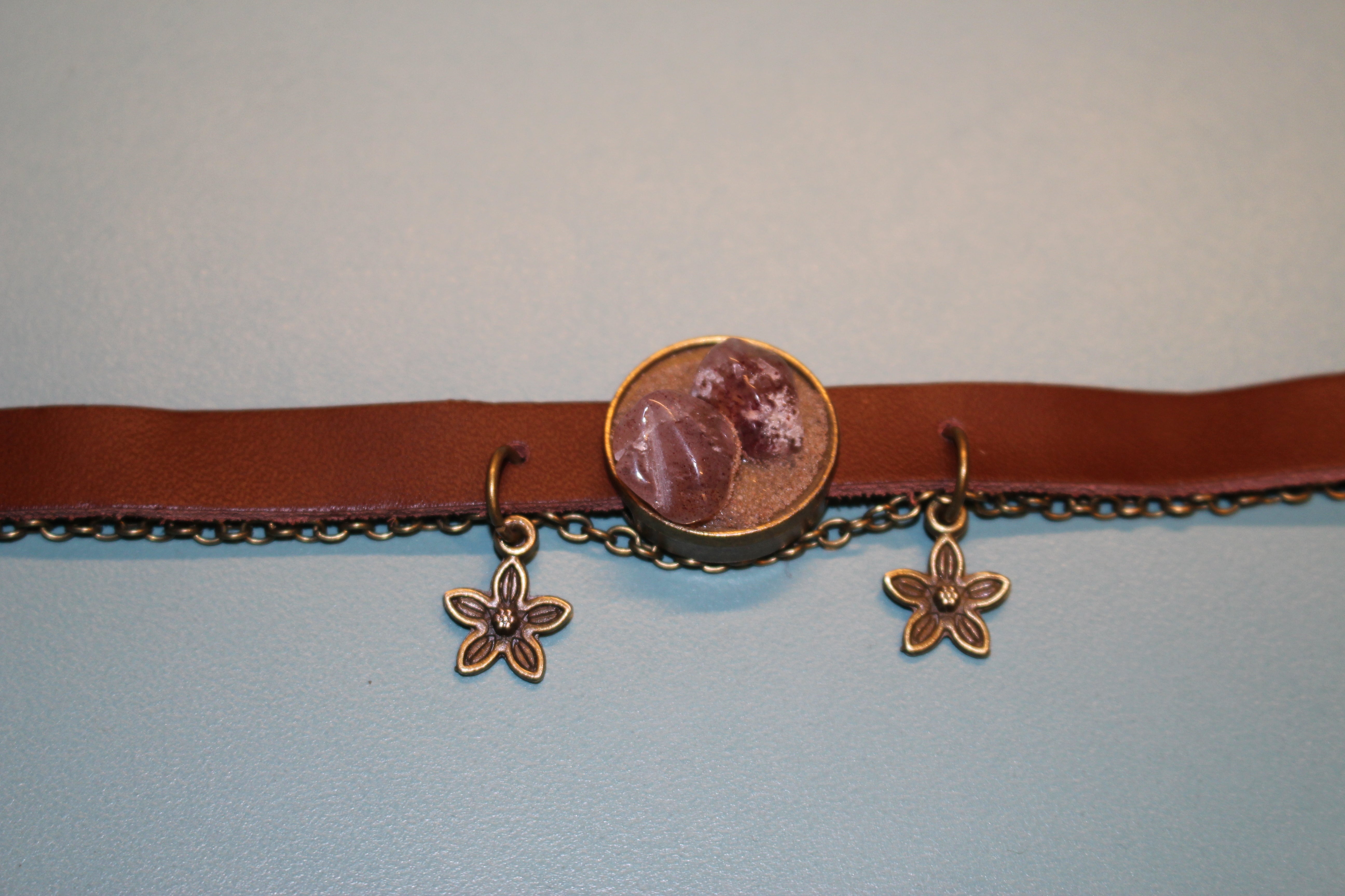 Bracelet - Strawberry Quartz - red desert sand- Leather