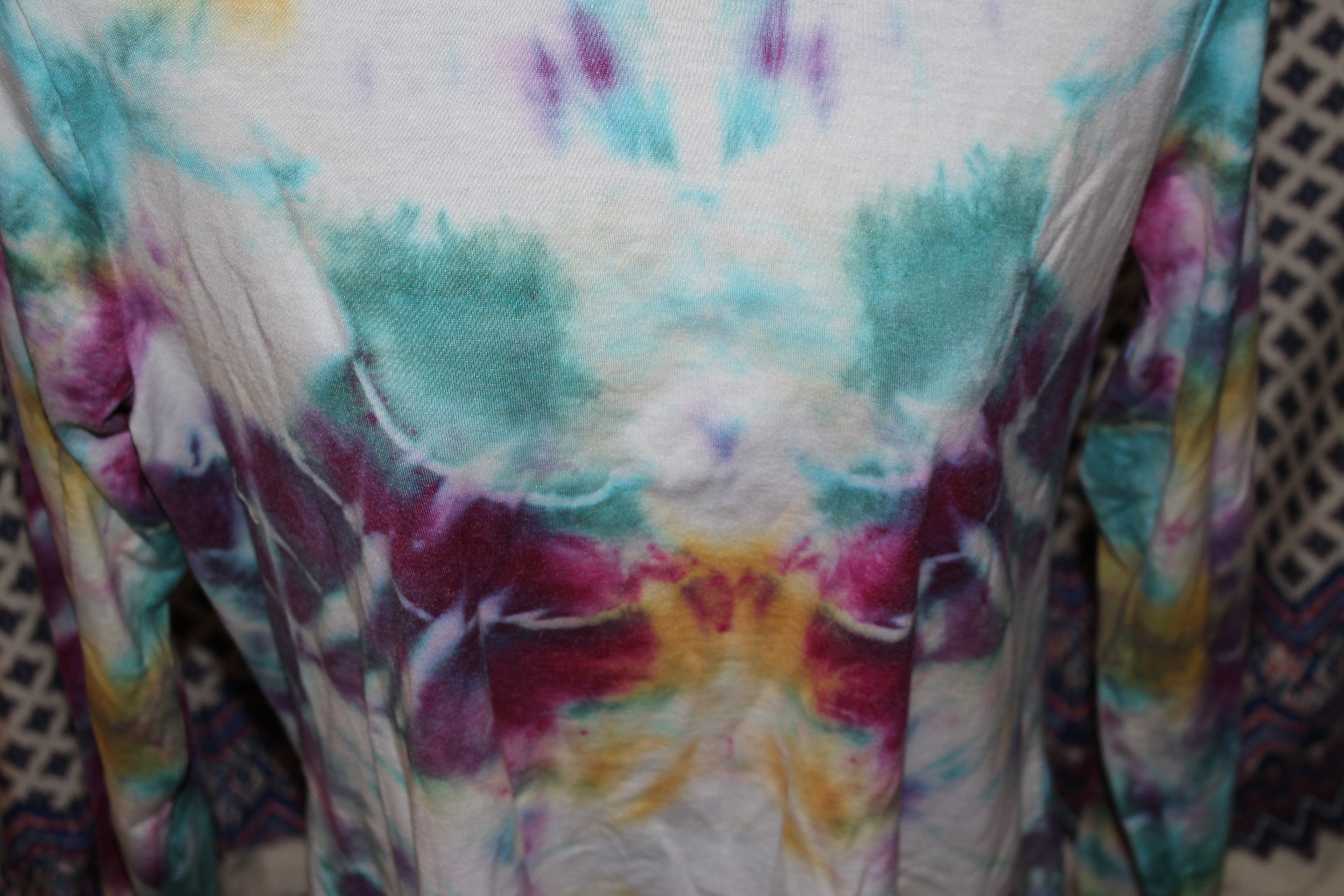 Tie Dye - Women's Large Long Sleeve